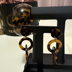 Tortoiseshell Bracelet and Earring Set